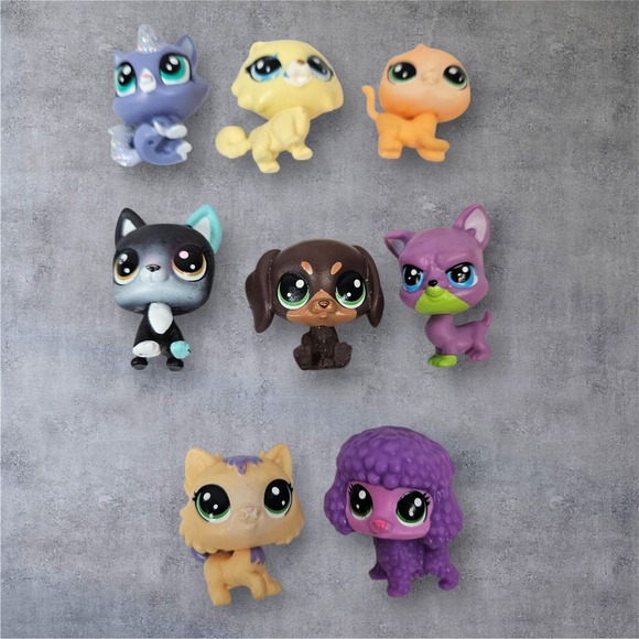 Littlest Pet Shop Mini LPS Lot of 8 Figures Authentic Cats Dogs Figures C67 - Picture 1 of 11